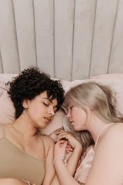 照片墙布置图片 照片墙的照片怎么摆放正确的位置