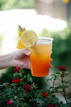 结婚喜字怎么贴门 结婚喜字能贴到大门门背后吗?