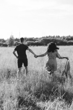 赐婚圣旨形容女子 古代关于赐婚的圣旨怎么说?