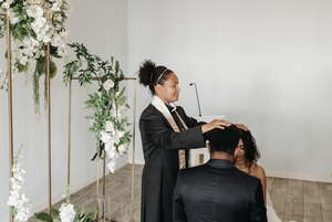 没学历可以进公司上班吗 没上过学能进公司上班吗?(假设)