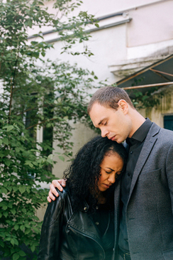 结婚生活用品谁买 和老公住在一起生活用品谁出钱呢