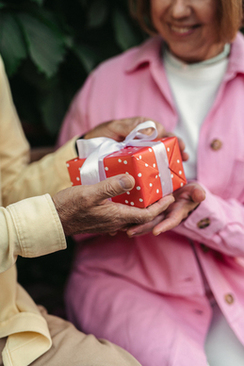 别人新婚怎么祝福的句子 祝福别人结婚的句子