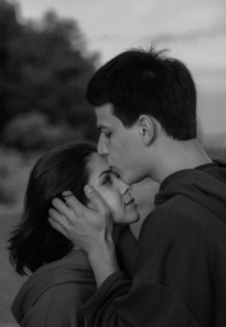 抢到新娘手捧花的含义 如果拿到了新娘手中的捧花,有什么含义么?