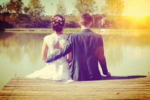 结婚给父母敬茶用什么杯子 汉唐婚礼给父母敬茶用的是什么杯子_问一问